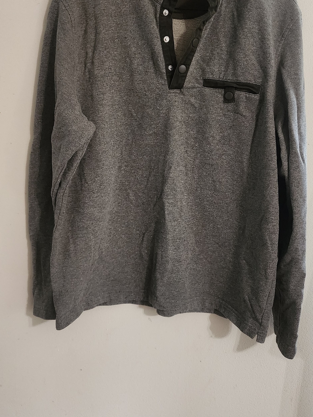 UNTUCKit Gray Heather Snap Placket Pullover Long Sleeve Casual Shirt Sz XL